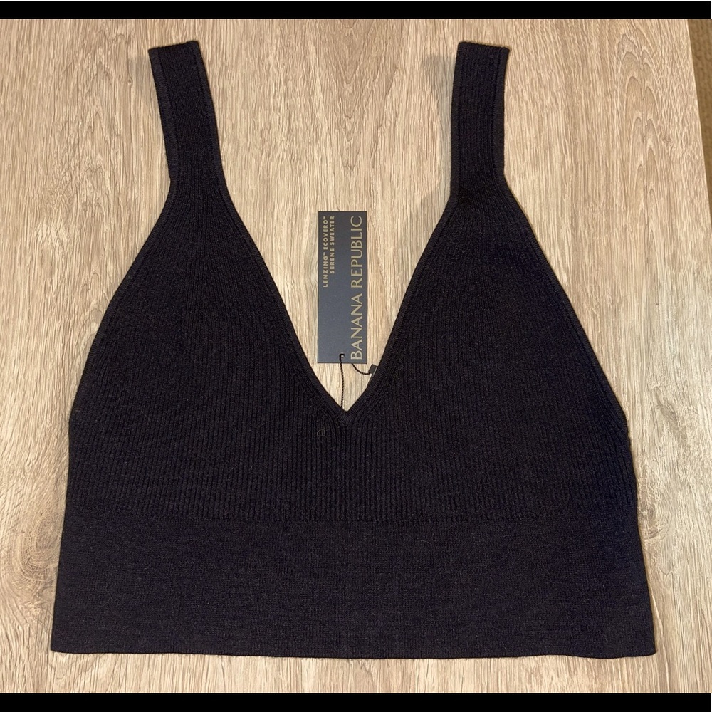 Banana Republic Knit Sweater Bralette Crop Tank Top Size M Black NWT